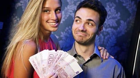 dating a girl who makes more money